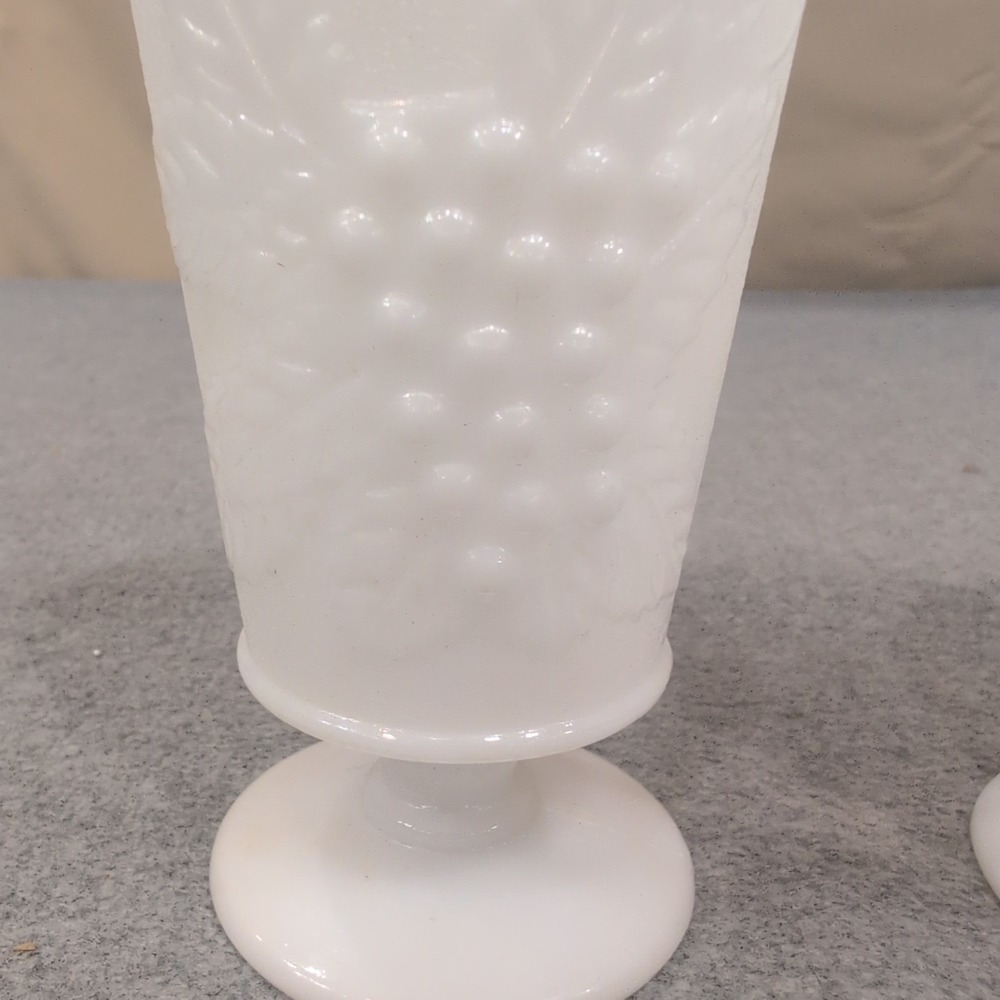 Vintage Milk Glass Harvest Grape Footed Juice Tumblers White Set of 2 - Picture 2 of 6